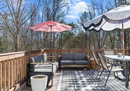 Shady Cove Retreat