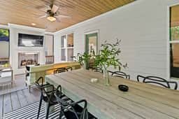 Still Waters Retreat w/3king Beds,Tesla Charger, Marina Access