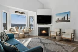 Million Dollar Views: Lakefront, Dock, Kayaks+More