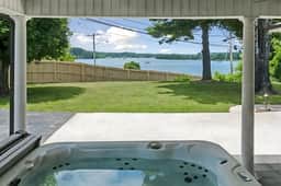 Sunset Cove- Lake Home, Dock, Fire Pit, Hot Tub, Game Room, Etc