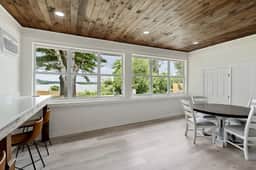 Sunset Cove- Lake Home, Dock, Fire Pit, Hot Tub, Game Room, Etc