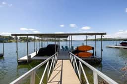 Magnolia House Dock, Kayaks, Games, Fire Pit