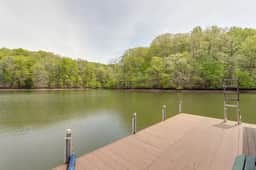 Haven Hideaway w/Dock/Slip, Fire Pit, Game Room, Kayaks