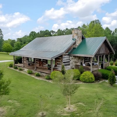 Rustic Cabin, Dock, Hot Tub, Firepit, Kayaks & Games