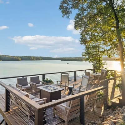 Million Dollar Views + Luxury + Infinity Deck