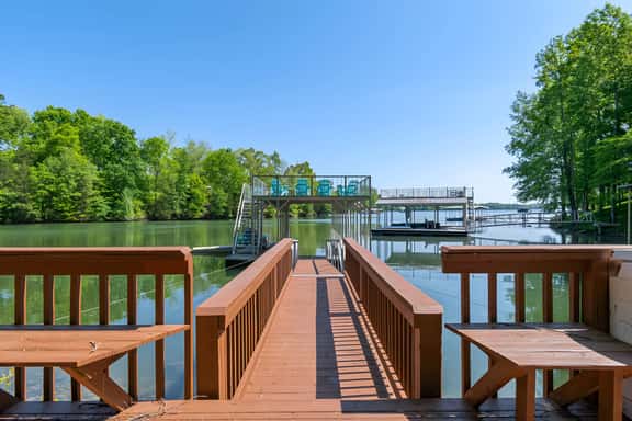 Lucky Dozen Lakehouse - Image 1