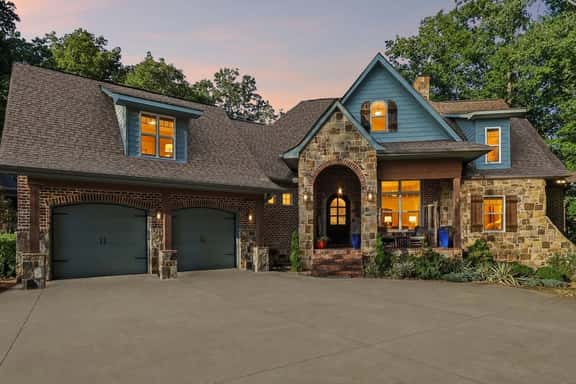Bluewater & Bourbon-Dock w/slip, Hot Tub, Slip, Bar Room, Game Room - Image 1