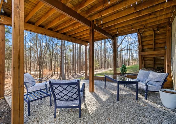 Shady Cove Retreat