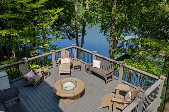 Water's Edge-Lakefront Cabin W/Dock, Views, Etc.