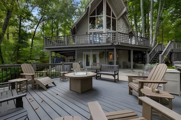 Water's Edge-Lakefront Cabin W/Dock, Views, Etc.