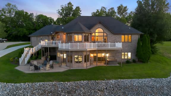 Sunrise Cove-Lake Mansion On The Hill W/ Panoramic Views & Dock