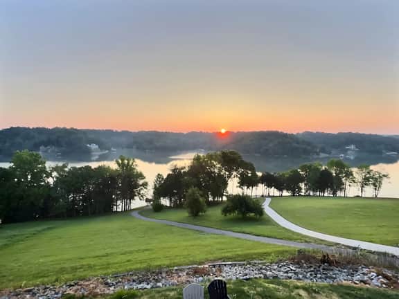 Sunrise Cove-Lake Mansion On The Hill W/ Panoramic Views & Dock