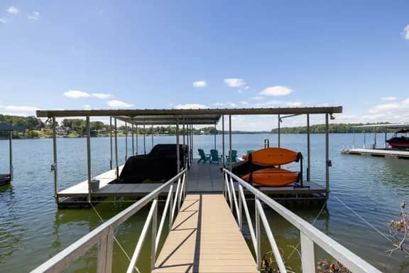 Magnolia House Dock, Kayaks, Games, Fire Pit