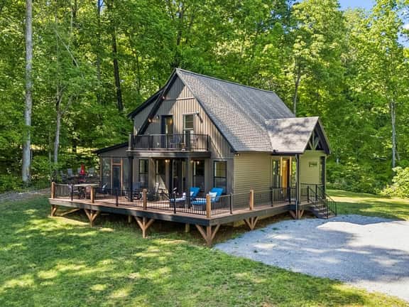 Hasty Hollow Cabin