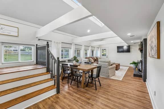 Lake & Leisure-Dock, Game Room, Golf Cart - Image 3