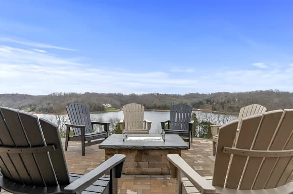 Sunrise Cove-Lake Mansion On The Hill W/ Panoramic Views & Dock