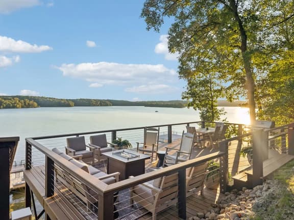 Million Dollar Views + Luxury + Infinity Deck