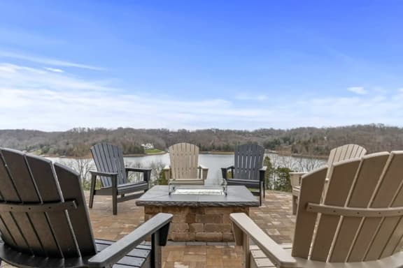 Sunrise Cove-Lake Mansion On The Hill W/ Panoramic Views & Dock