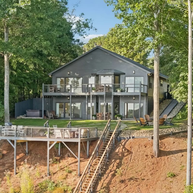 Million Dollar Views + Luxury + Infinity Deck